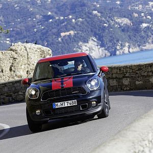 2013_MINI_John_Cooper_Works_Paceman_020