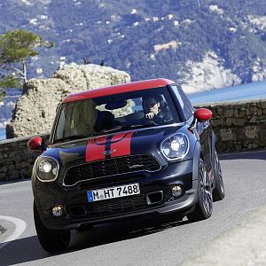 2013_MINI_John_Cooper_Works_Paceman_026