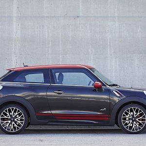 2013_MINI_John_Cooper_Works_Paceman_029