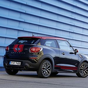 2013_MINI_John_Cooper_Works_Paceman_030