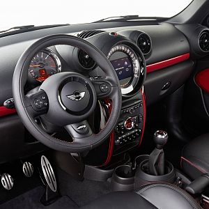 2013_MINI_John_Cooper_Works_Paceman_043