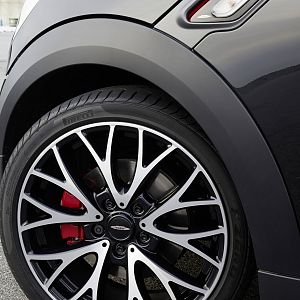 2013_MINI_John_Cooper_Works_Paceman_045