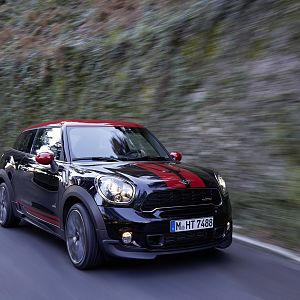 2013_MINI_John_Cooper_Works_Paceman_048