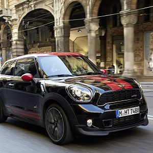 2013_MINI_John_Cooper_Works_Paceman_052