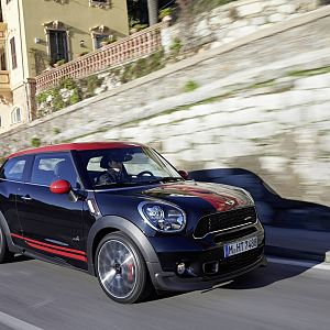 2013_MINI_John_Cooper_Works_Paceman_053