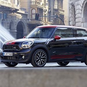 2013_MINI_John_Cooper_Works_Paceman_065