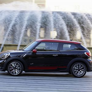 2013_MINI_John_Cooper_Works_Paceman_068