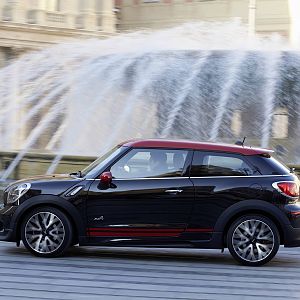 2013_MINI_John_Cooper_Works_Paceman_074