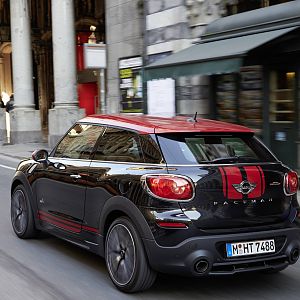 2013_MINI_John_Cooper_Works_Paceman_091