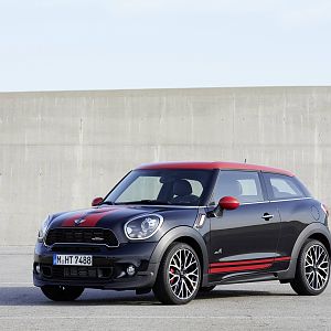 2013_MINI_John_Cooper_Works_Paceman_100