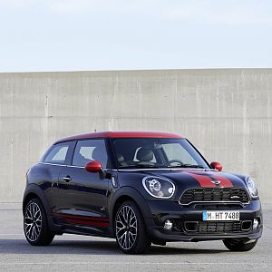 2013_MINI_John_Cooper_Works_Paceman_101