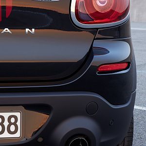 2013_MINI_John_Cooper_Works_Paceman_117
