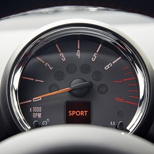 2013_MINI_John_Cooper_Works_Paceman_119