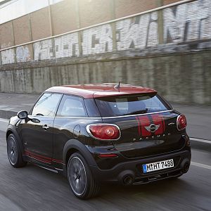 2013_MINI_John_Cooper_Works_Paceman_120