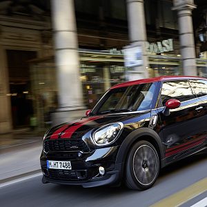 2013_MINI_John_Cooper_Works_Paceman_121