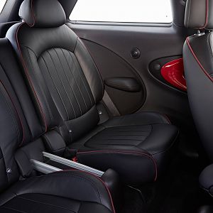 2013_MINI_John_Cooper_Works_Paceman_130