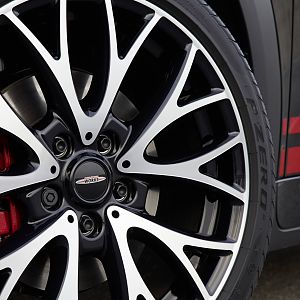 2013_MINI_John_Cooper_Works_Paceman_145