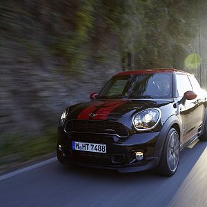 2013_MINI_John_Cooper_Works_Paceman_151