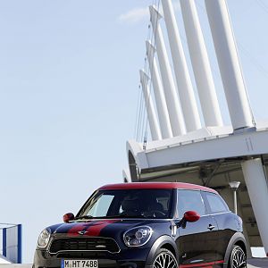 2013_MINI_John_Cooper_Works_Paceman_155
