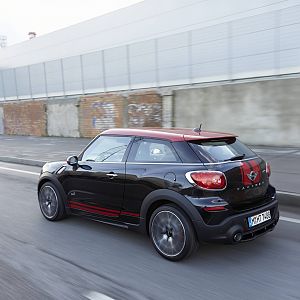 2013_MINI_John_Cooper_Works_Paceman_158