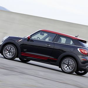 2013_MINI_John_Cooper_Works_Paceman_167