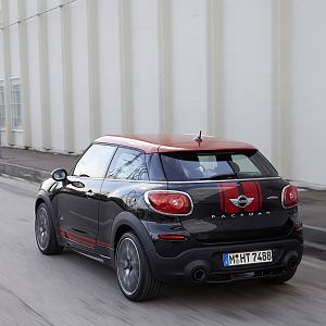 2013_MINI_John_Cooper_Works_Paceman_172