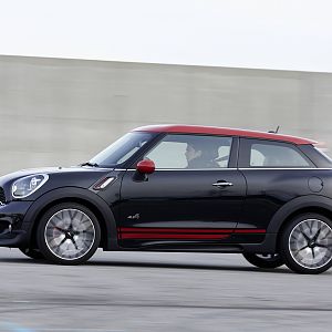 2013_MINI_John_Cooper_Works_Paceman_177