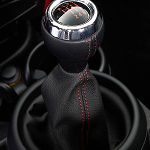 2013_MINI_John_Cooper_Works_Paceman_179