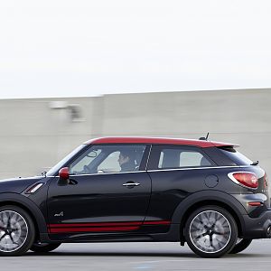 2013_MINI_John_Cooper_Works_Paceman_191