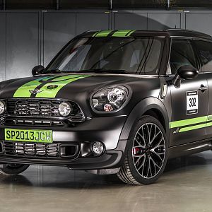 2013_MINI_John_Cooper_Works_Countryman_ALL4_Dakar_Special_Edition_008