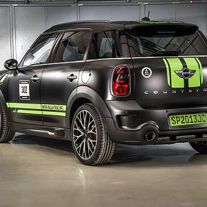 2013_MINI_John_Cooper_Works_Countryman_ALL4_Dakar_Special_Edition_010