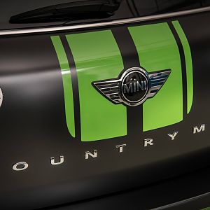 2013_MINI_John_Cooper_Works_Countryman_ALL4_Dakar_Special_Edition_021