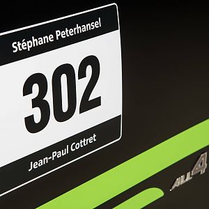 2013_MINI_John_Cooper_Works_Countryman_ALL4_Dakar_Special_Edition_022