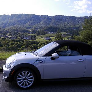 Roadster on the Ridge