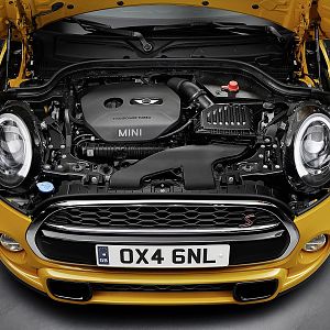 2014_MINI_Coopper_F56_04
