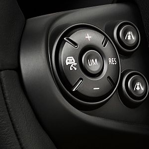 2014_MINI_Coopper_F56_07