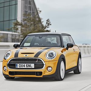 2014_MINI_Coopper_F56_121