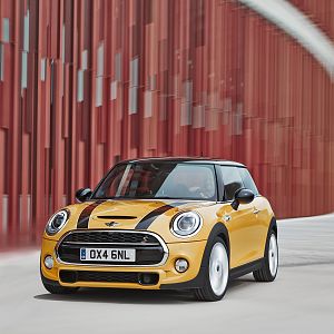 MINI_2014_F56_LA_001