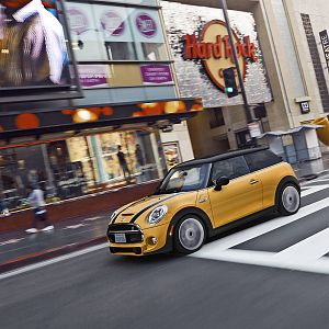 MINI_2014_F56_LA_025