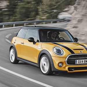 MINI_2014_F56_LA_027