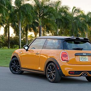 MINI_F56_Cooper_S_019