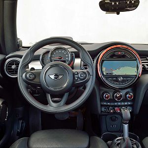 MINI_F56_Cooper_S_056