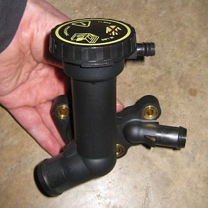 new thermostat housing (R50)