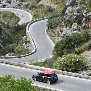 2015_MINI_John_Cooper_Works_002