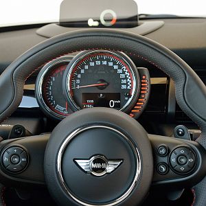 2015_MINI_John_Cooper_Works_003