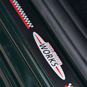 2015_MINI_John_Cooper_Works_006