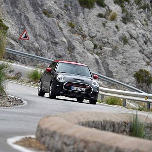 2015_MINI_John_Cooper_Works_018