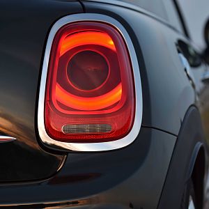 2015_MINI_John_Cooper_Works_042