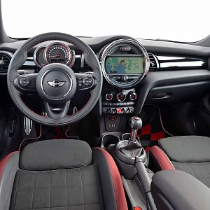 2015_MINI_John_Cooper_Works_078