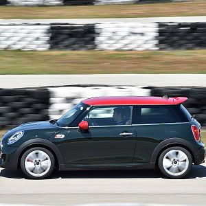 2015_MINI_John_Cooper_Works_079